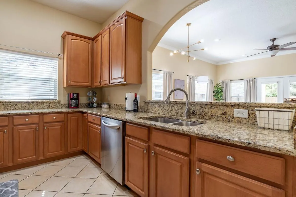 Modern Dt Home-King Size Bed-Patios-Long Stays-Wifi Orlando
