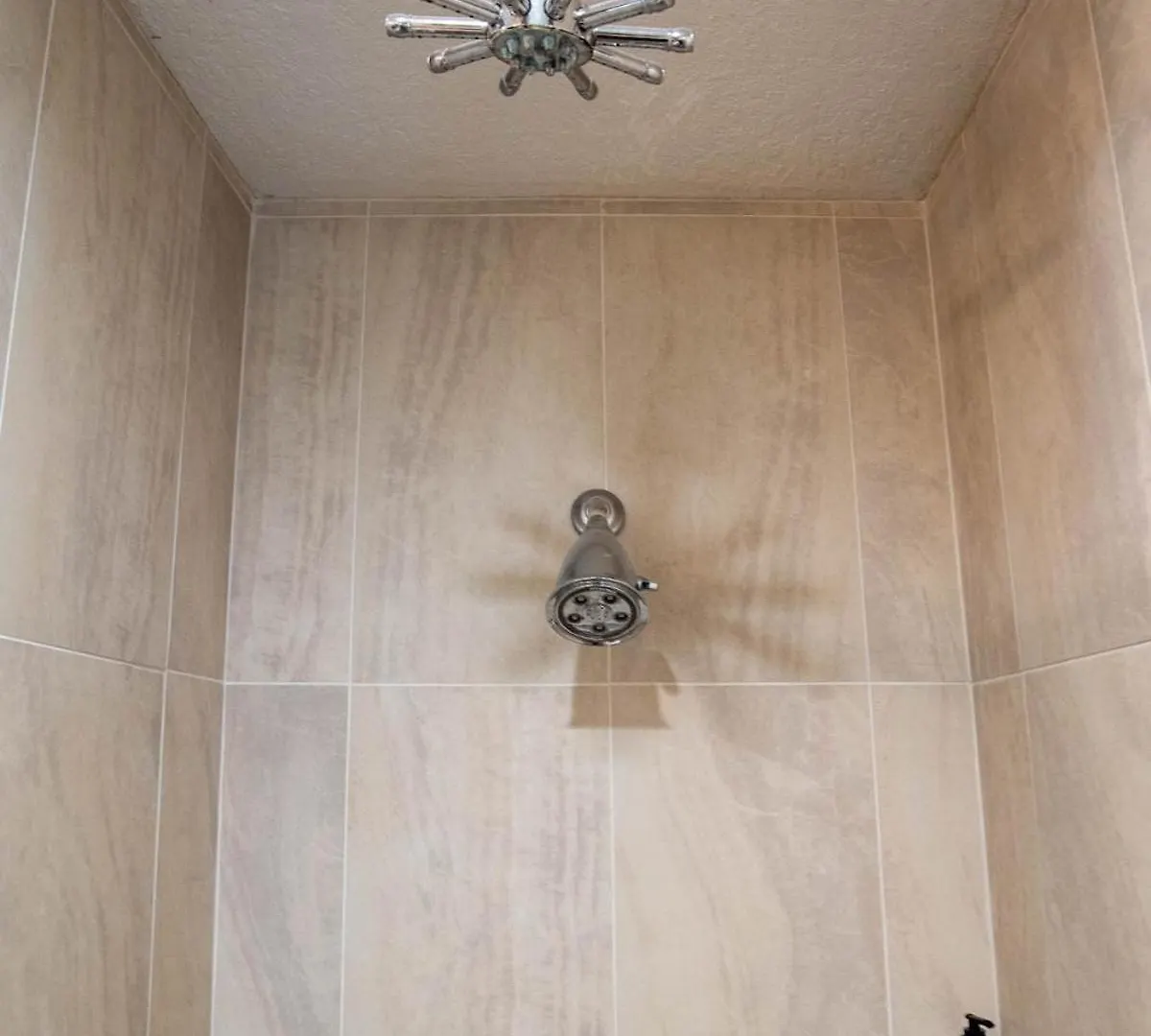Modern Dt Home-King Size Bed-Patios-Long Stays-Wifi Orlando