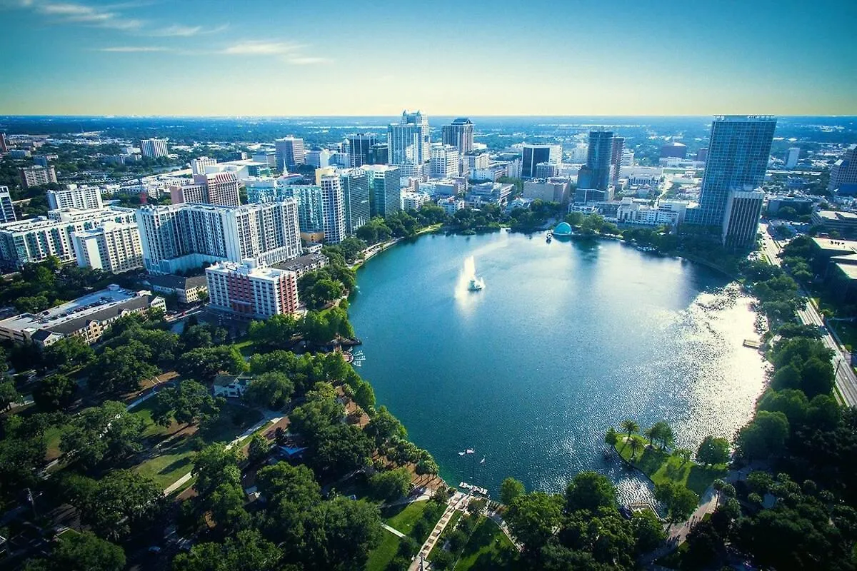 Modern Dt Home-King Size Bed-Patios-Long Stays-Wifi Orlando Holiday home