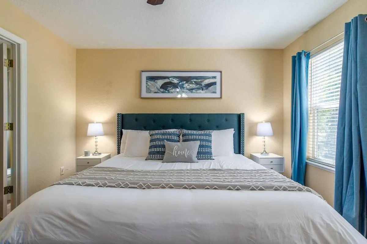 Holiday home Modern Dt Home-King Size Bed-Patios-Long Stays-Wifi Orlando