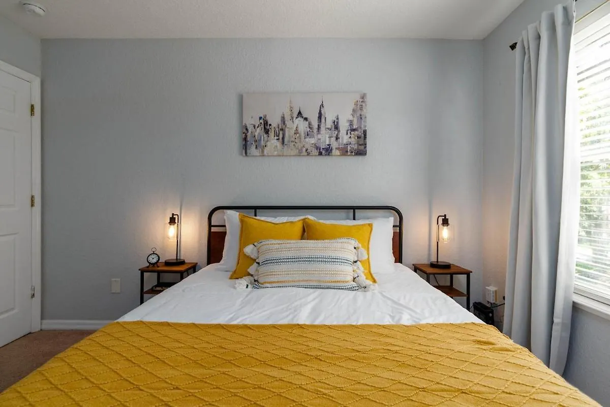 Modern Dt Home-King Size Bed-Patios-Long Stays-Wifi Orlando United States