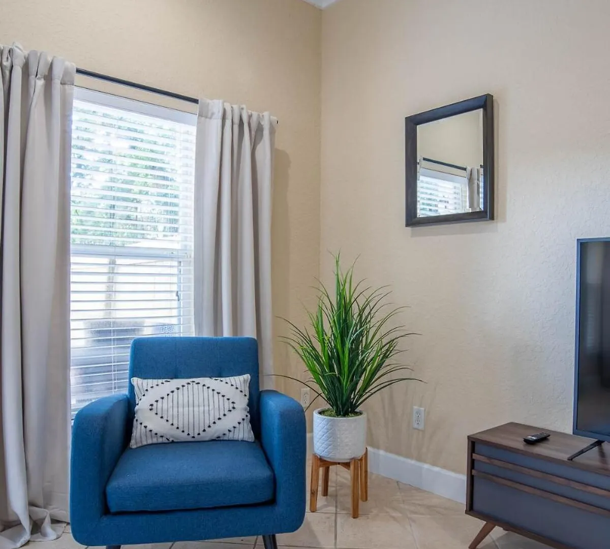 Modern Dt Home-King Size Bed-Patios-Long Stays-Wifi Orlando 0*,