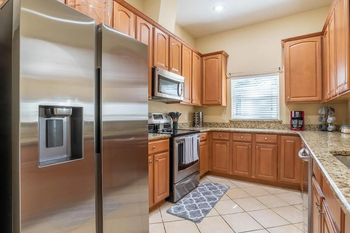 Holiday home Modern Dt Home-King Size Bed-Patios-Long Stays-Wifi Orlando